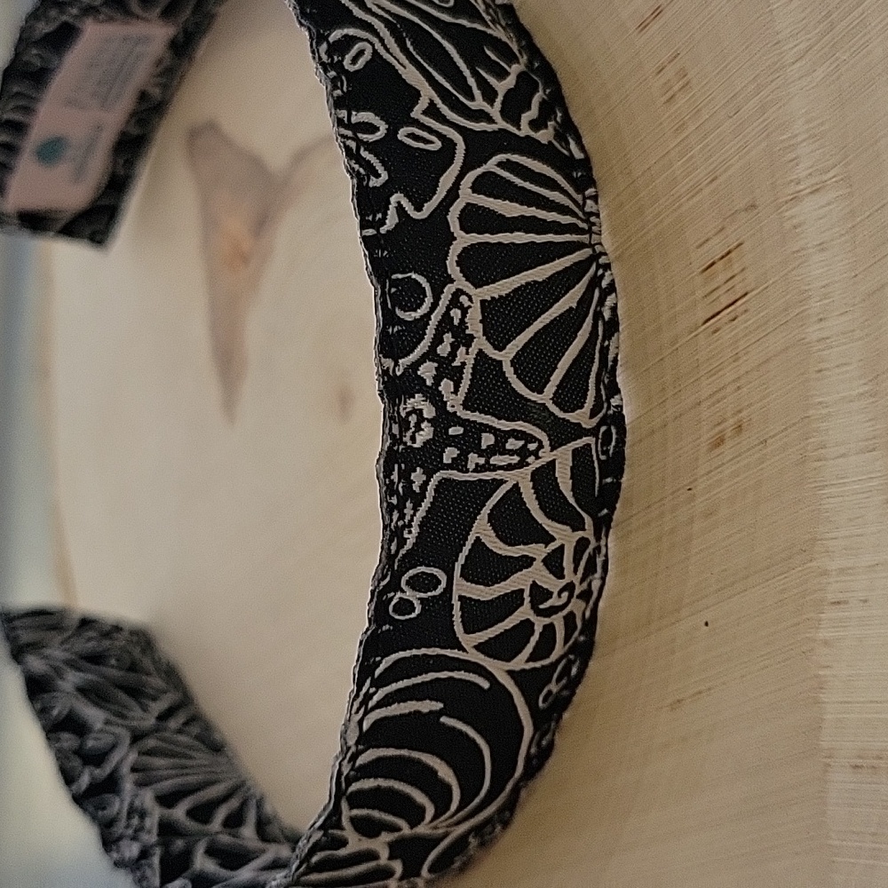 Douglas Paquette Black and White Headband